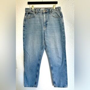 ZARA | Light Blue Relaxed Tapered 90’s Fit Jeans, perfectly distressed | Size 10